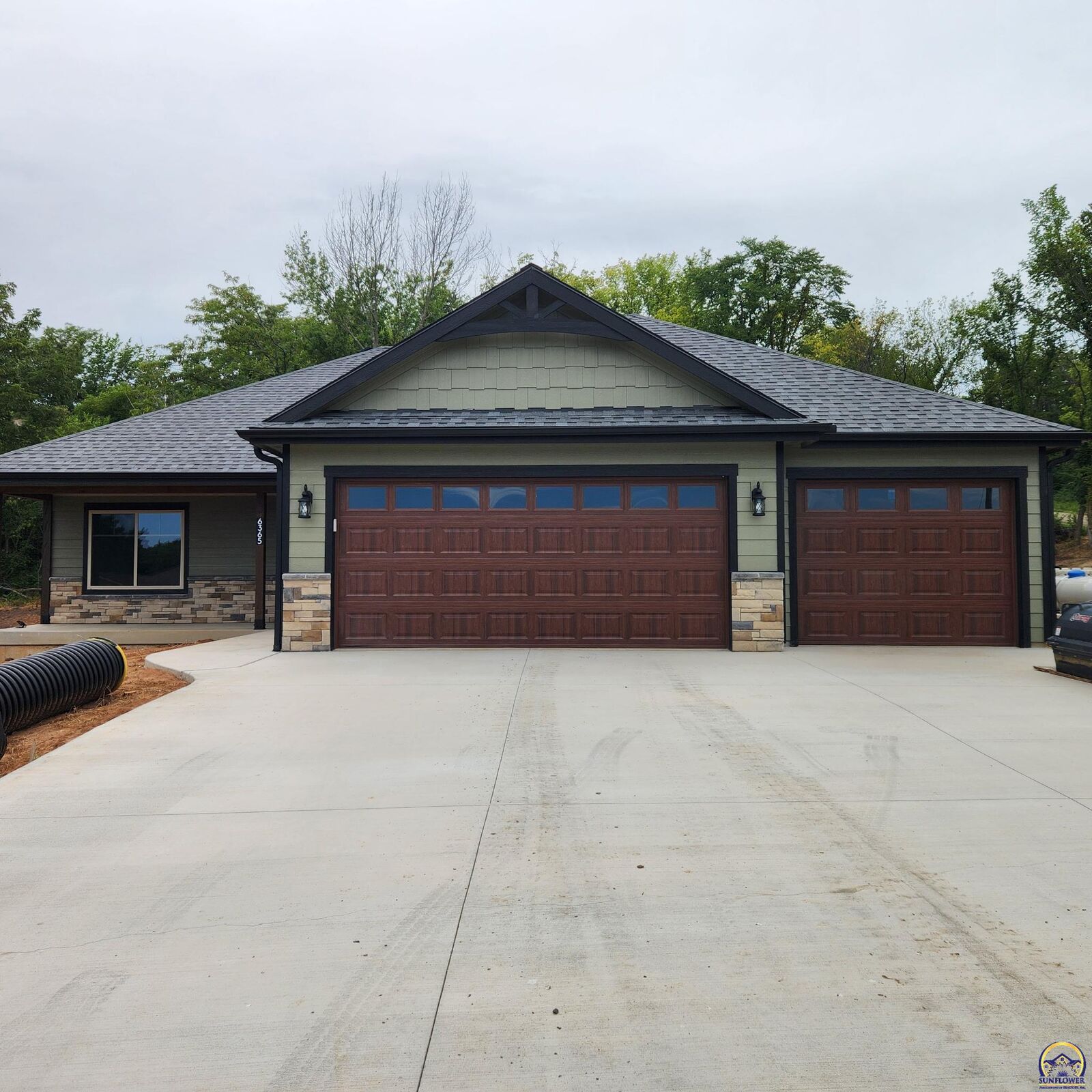 Property Photo:  6365 Crescent Rim Dr  KS 66070