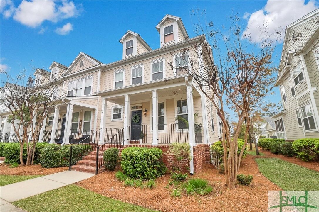 Property Photo:  306 Village Green  GA 31322 