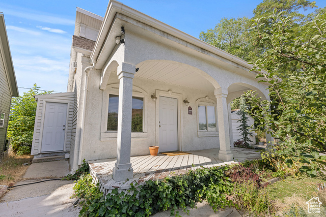 Property Photo: 661 E 2735 S UT 84403