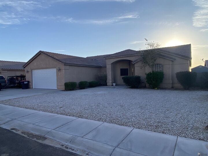 Property Photo:  11290 Avenida La Primera  AZ 85367 