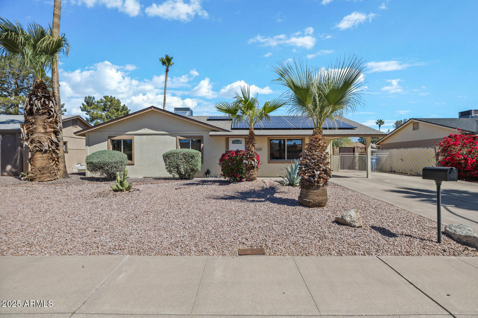 Property Photo:  13237 N 38th Place  AZ 85032 