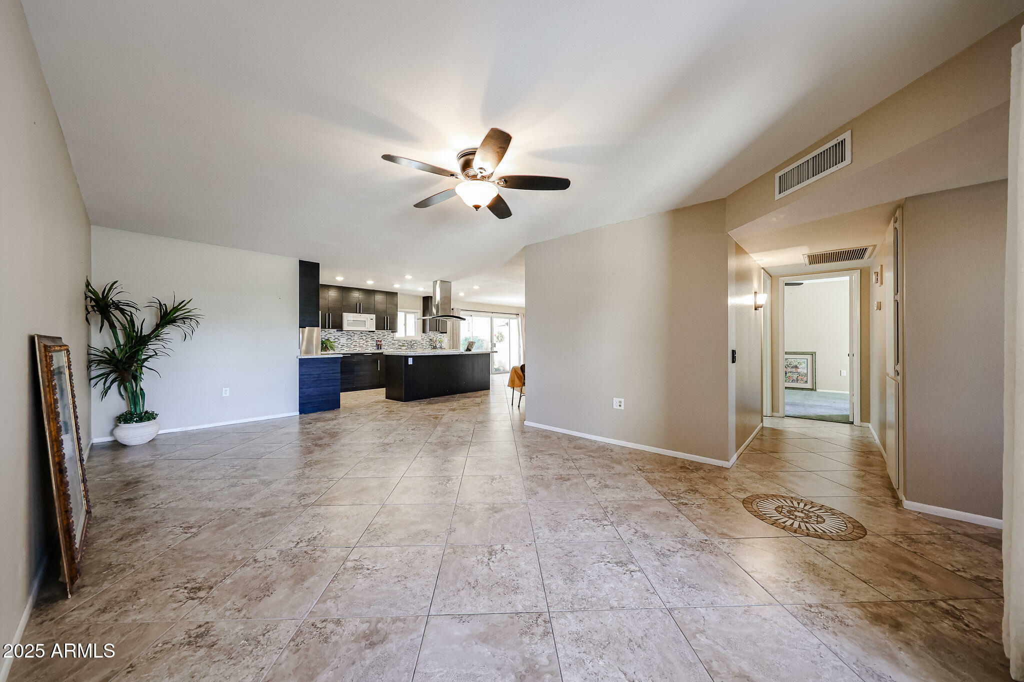 Property Photo: 13283 W Aleppo Drive AZ 85375