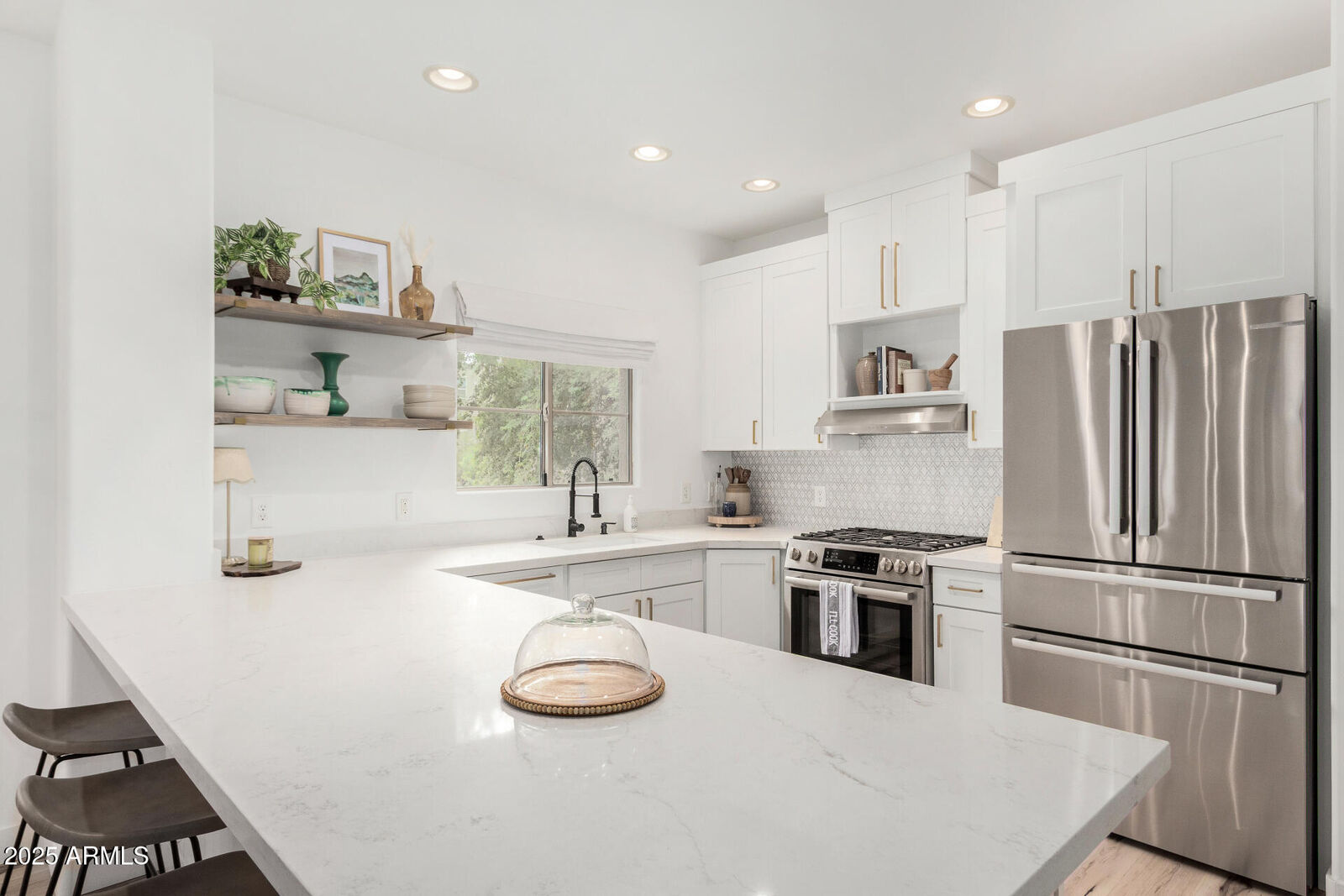 Property Photo: 5450 E Deer Valley Drive 2003 AZ 85054