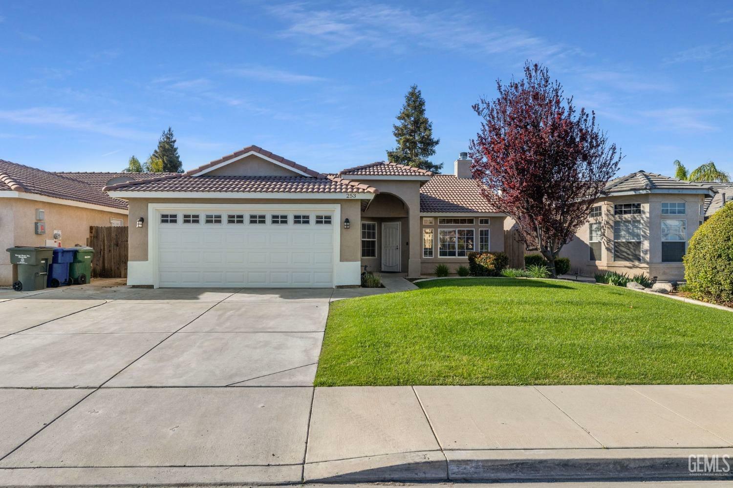 Property Photo: 253 Sherman Peak Drive CA 93308