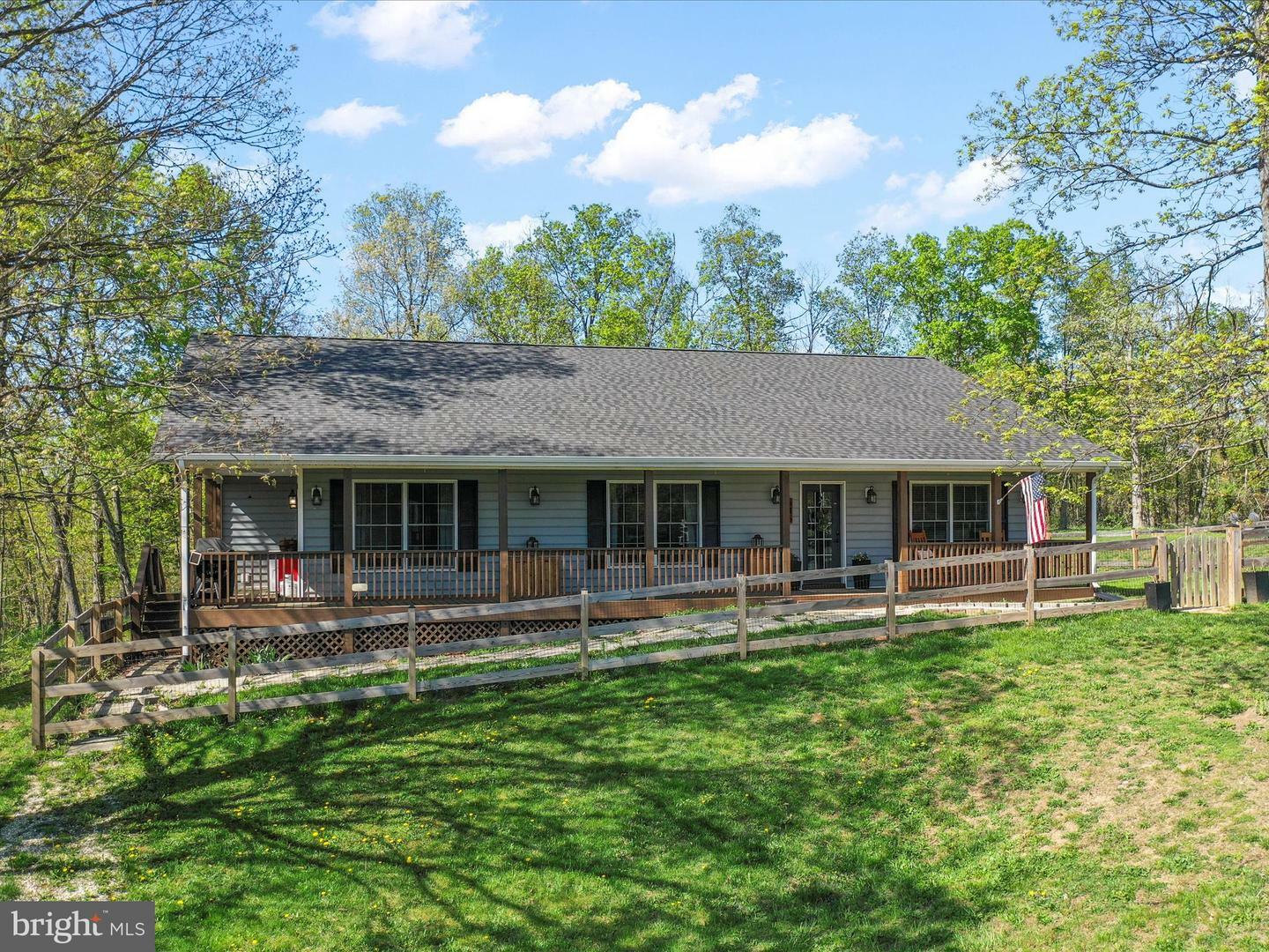 Property Photo: 545 Deer Run VA 22602