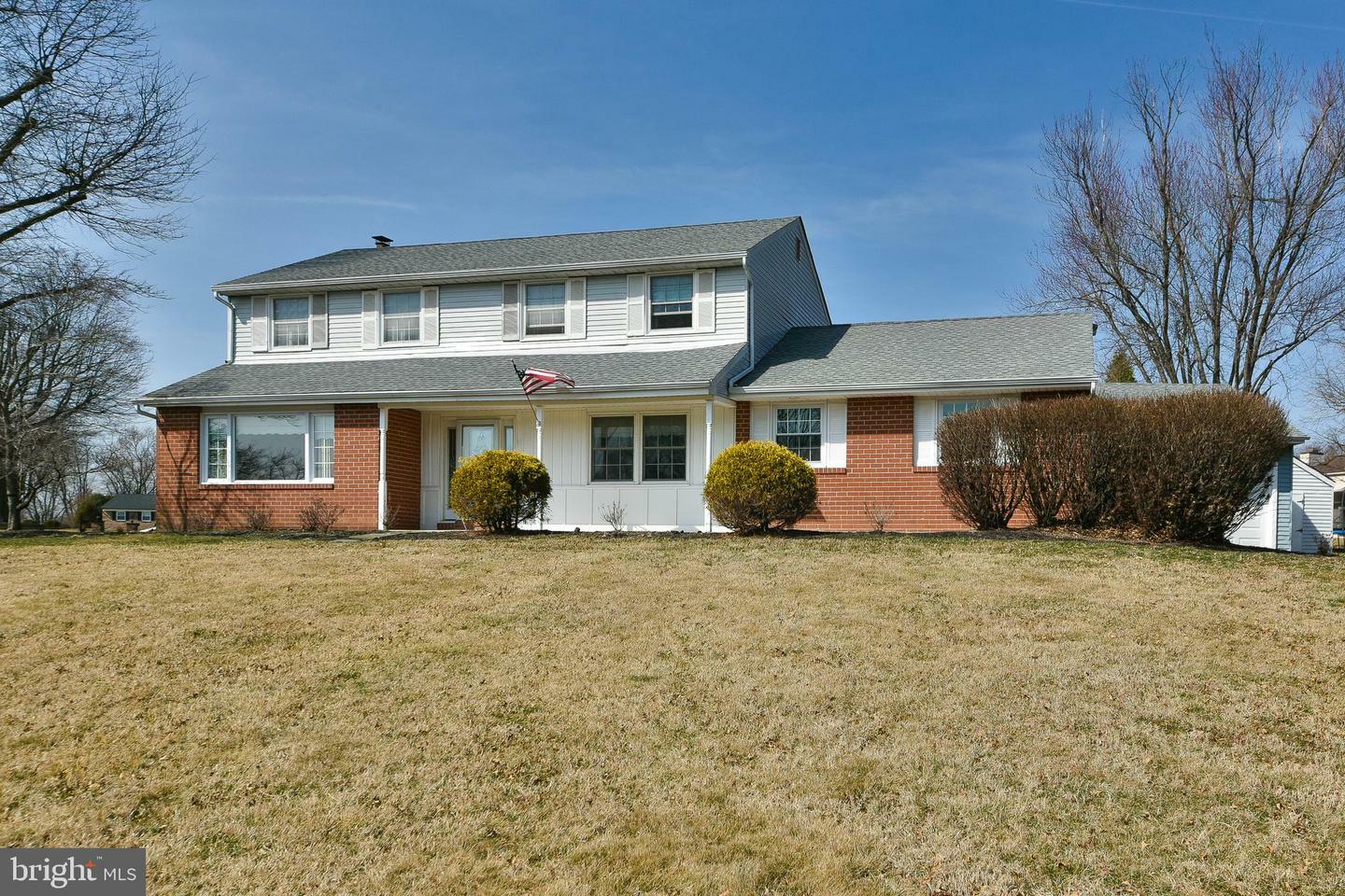 Property Photo: 119 Watergate Drive PA 19053