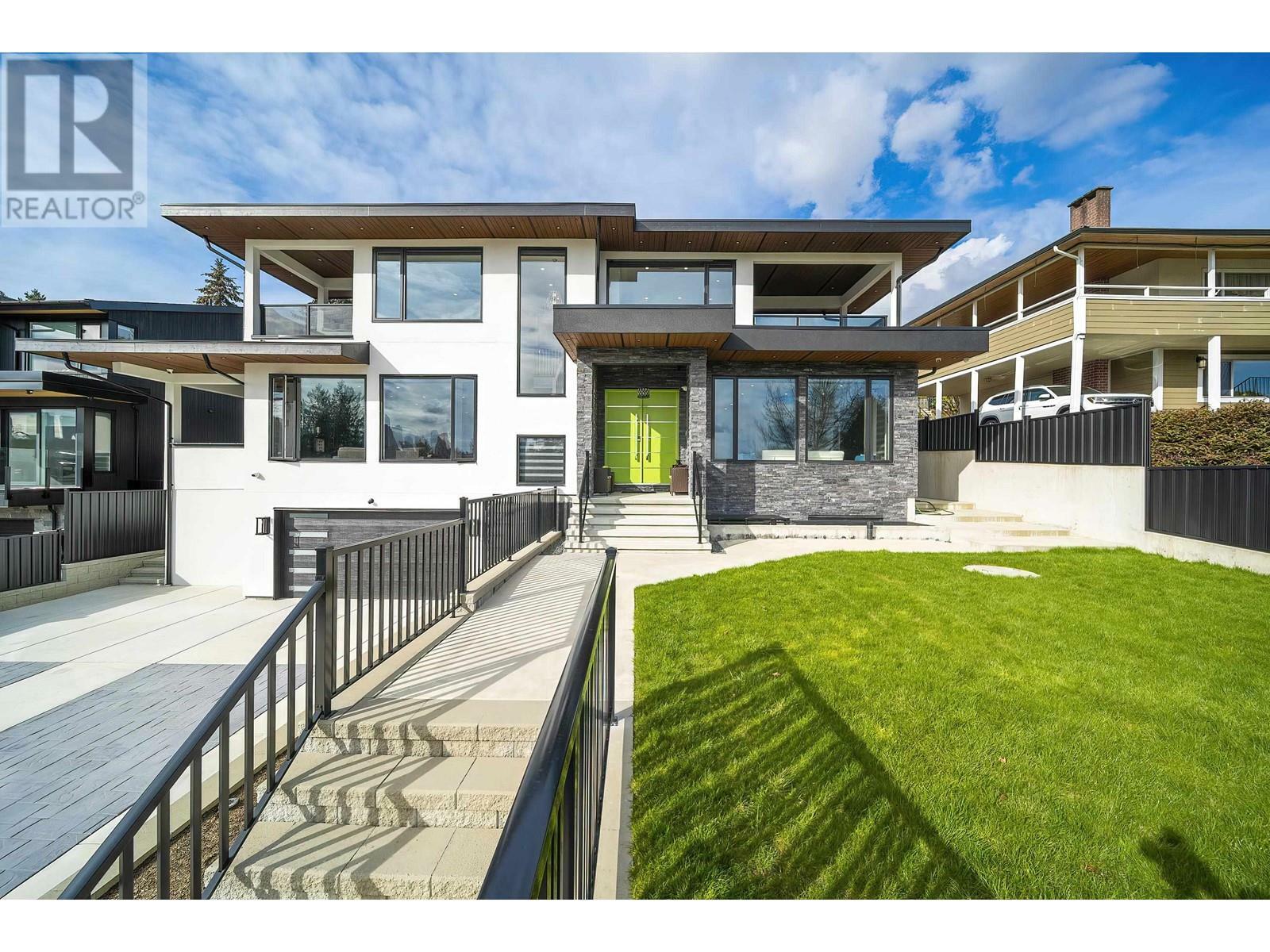 Property Photo: 5535 Monarch Street BC V5G 1Z9