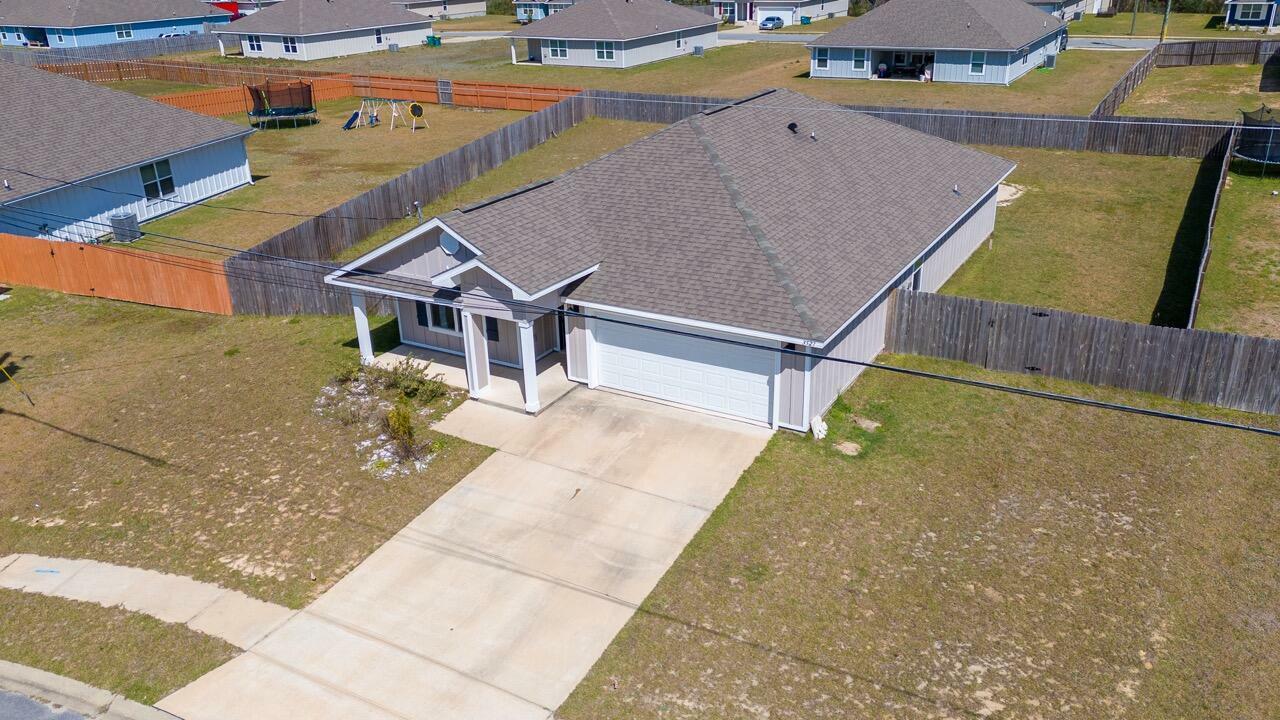 Property Photo: 3527 Shadbush Lane FL 32539