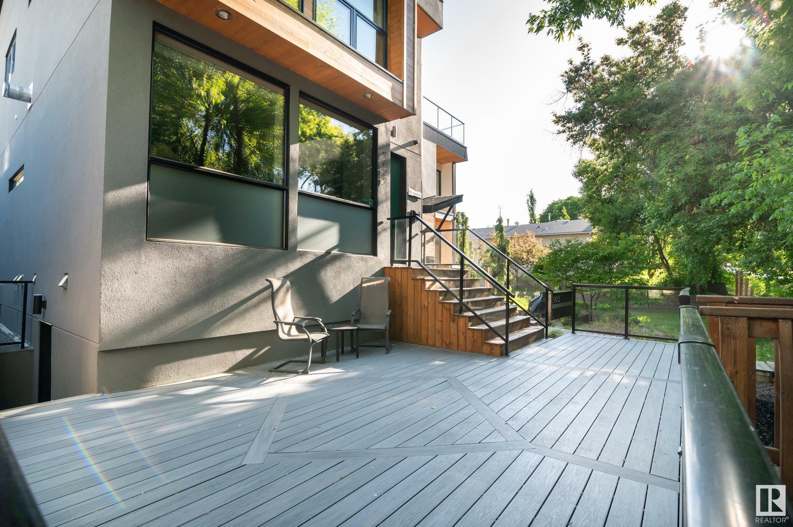 Property Photo: 9629 84 Avenue NW AB T6R 0E1