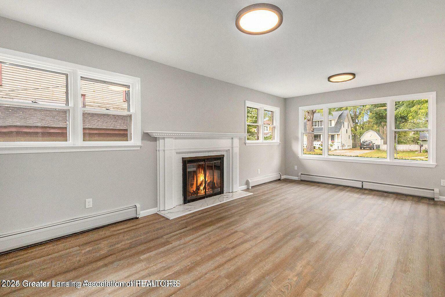 Property Photo:  809 N Michigan Avenue  MI 48843 