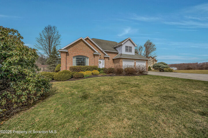 203 Sean Drive  Clarks Summit PA 18411 photo