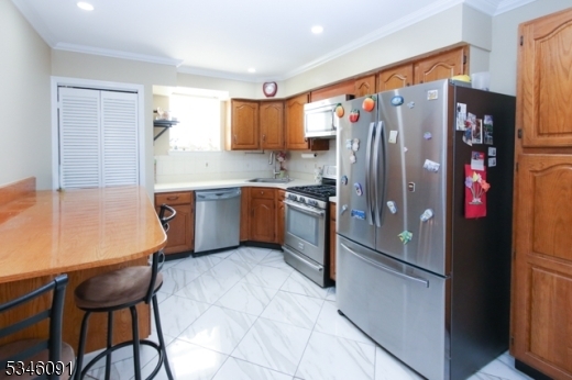 Property Photo: 40 Rome St 3 NJ 07105