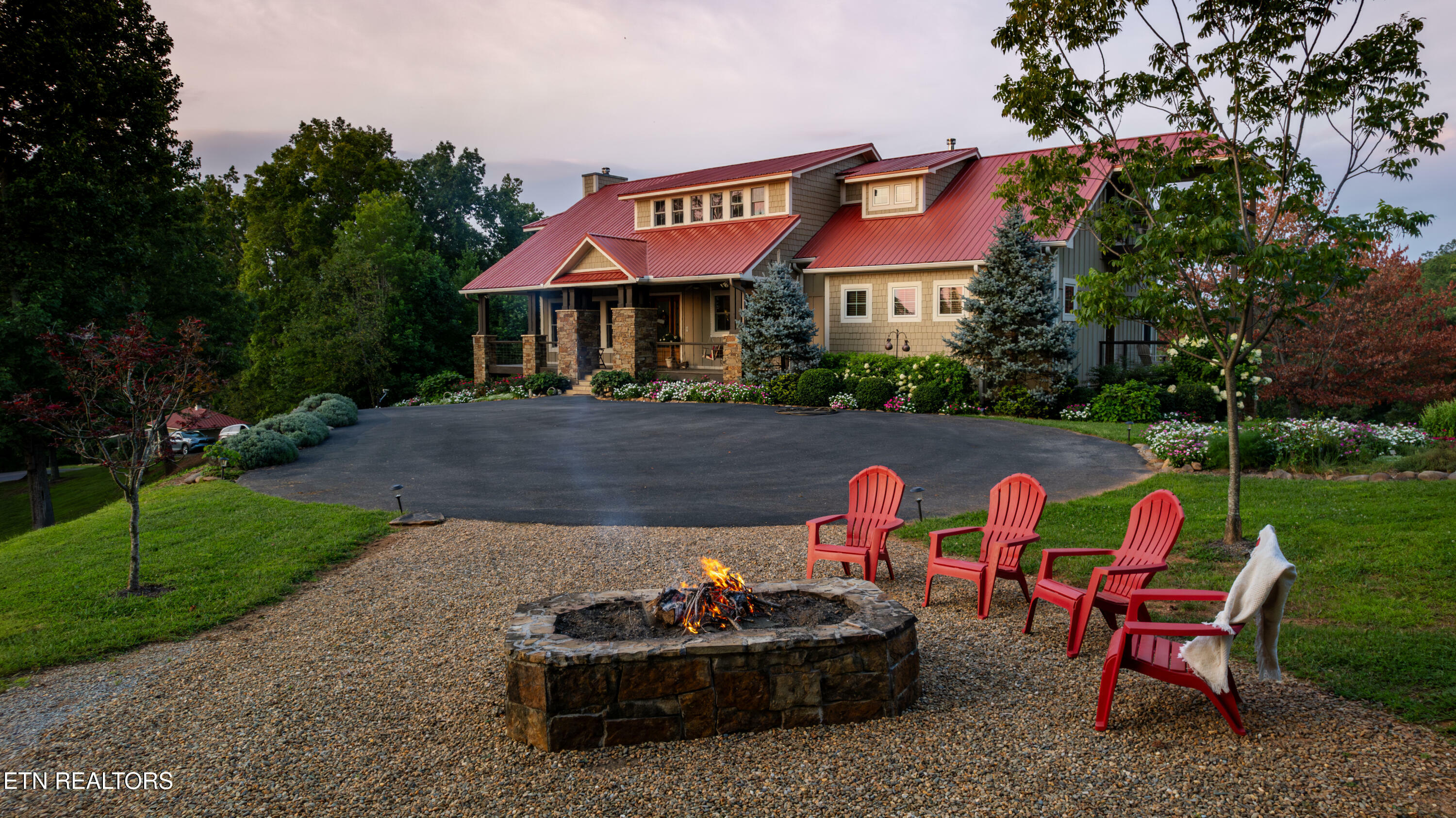 Property Photo: 3656 Henry Town Rd TN 37876