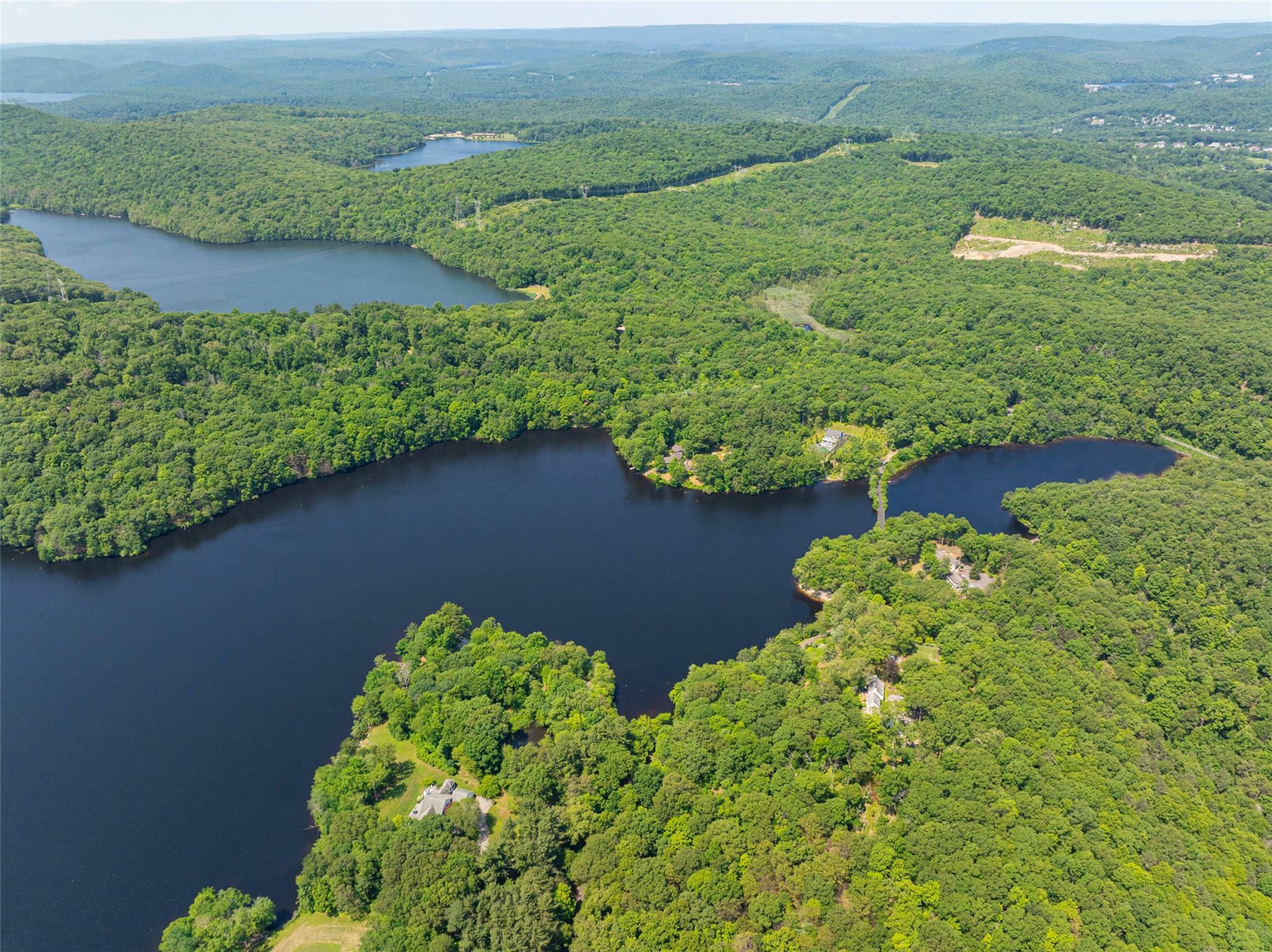 Property Photo: 4 North Face NY 10974