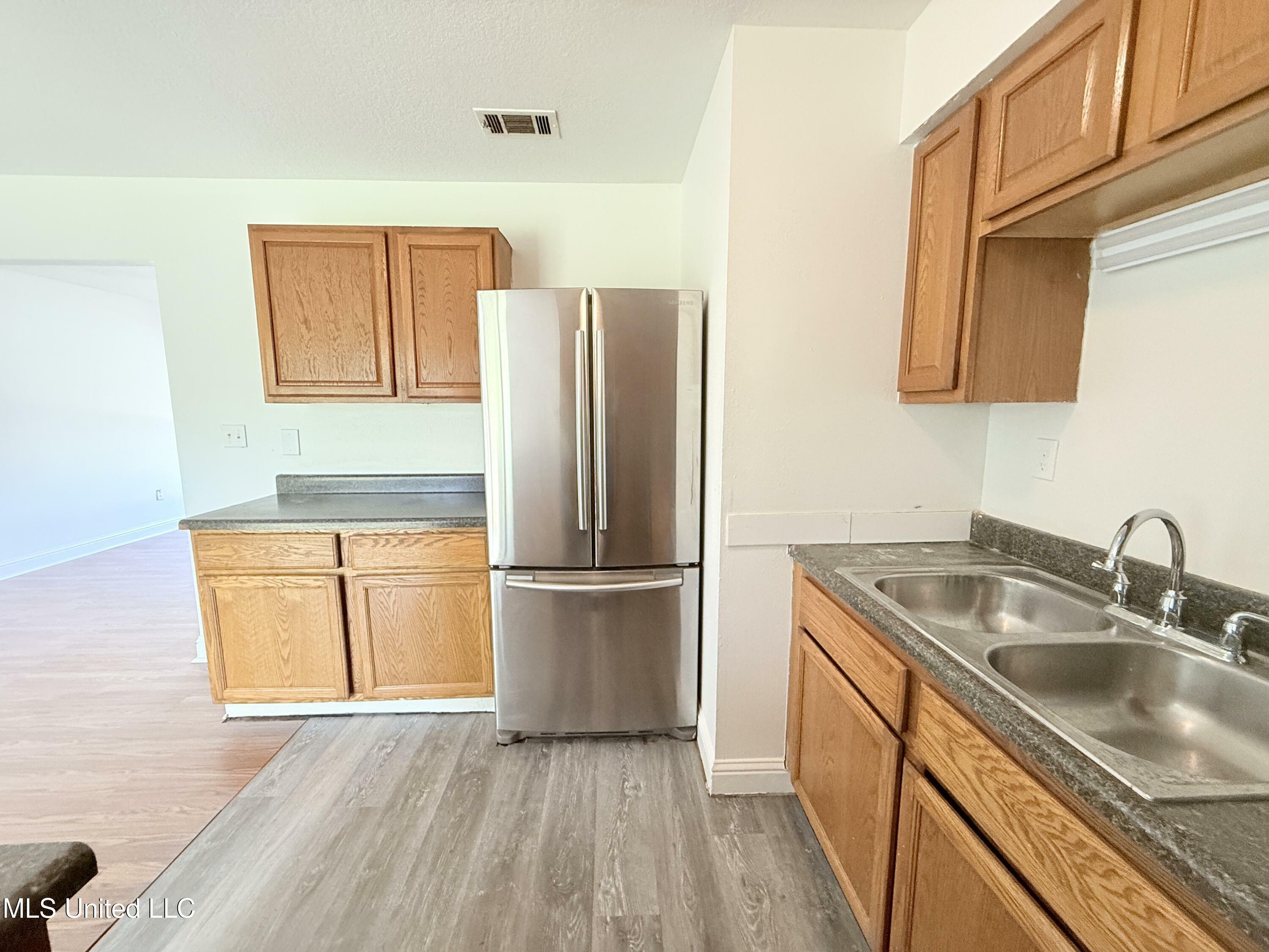 Property Photo: 3003 Pineland Drive MS 39501
