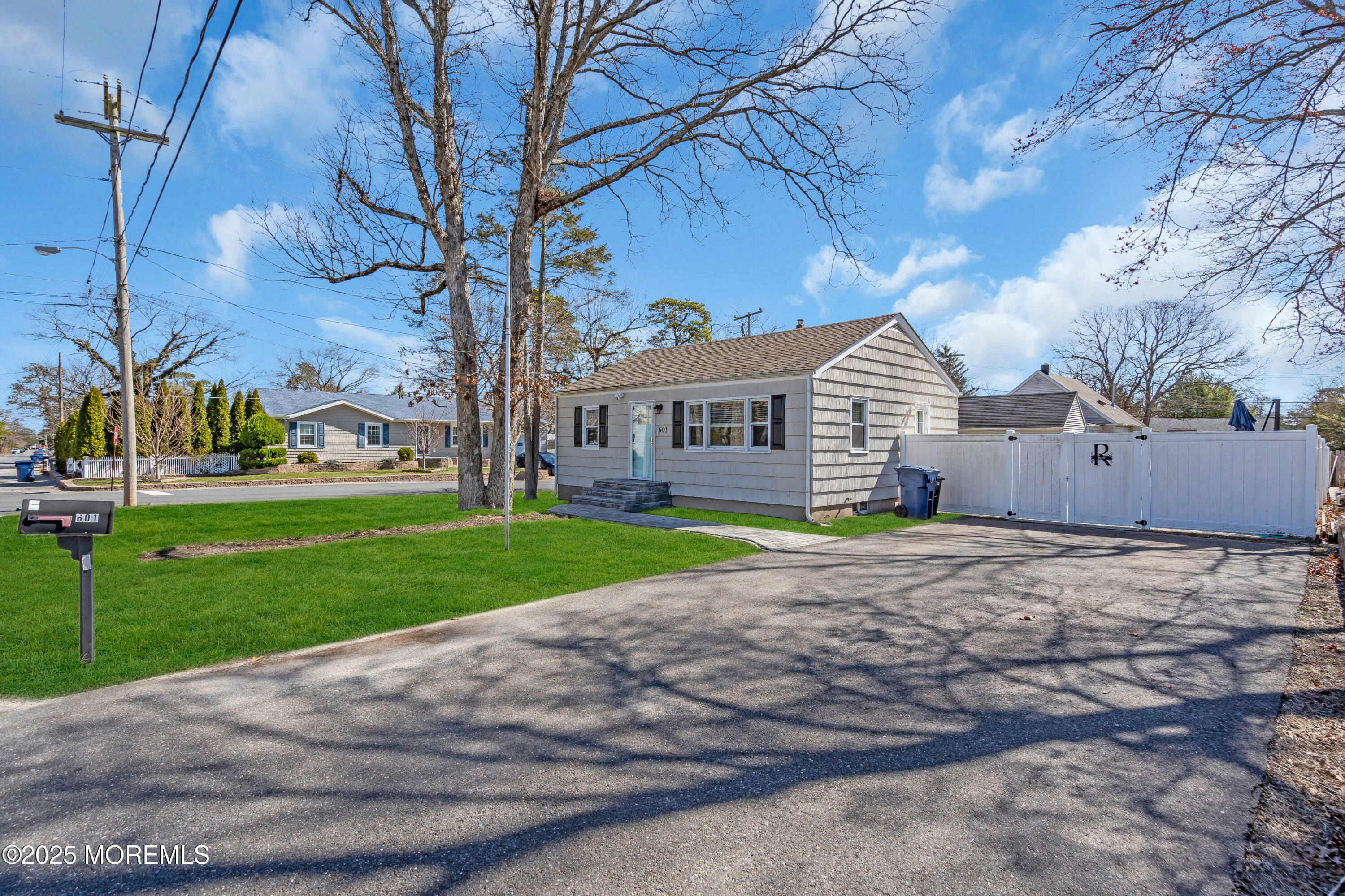 Property Photo: 601 Spar Avenue NJ 08722