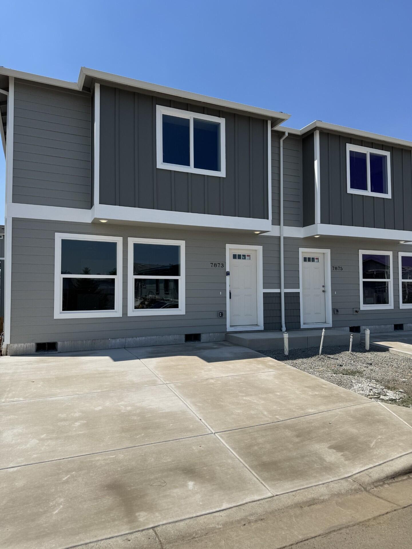 Property Photo: 7873 Houston Loop OR 97503