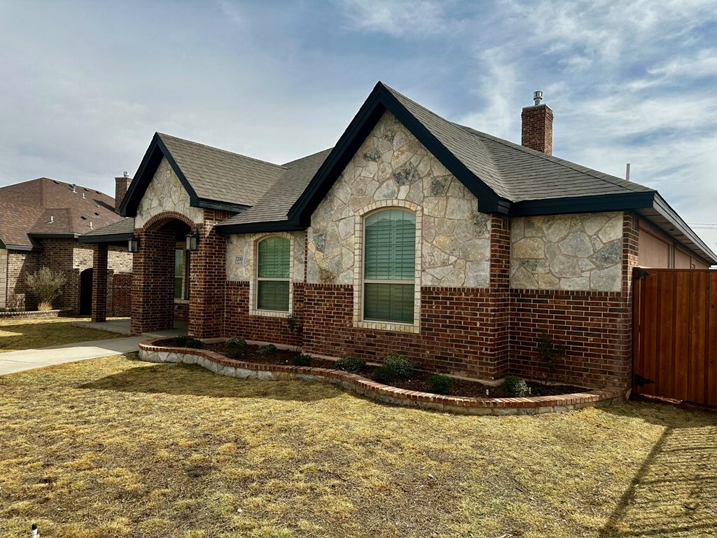 Property Photo: 3200 Verona Dr TX 79765