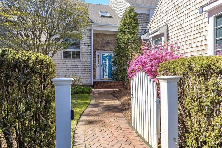 Property Photo:  106 Stage Neck Rd  MA 02633 