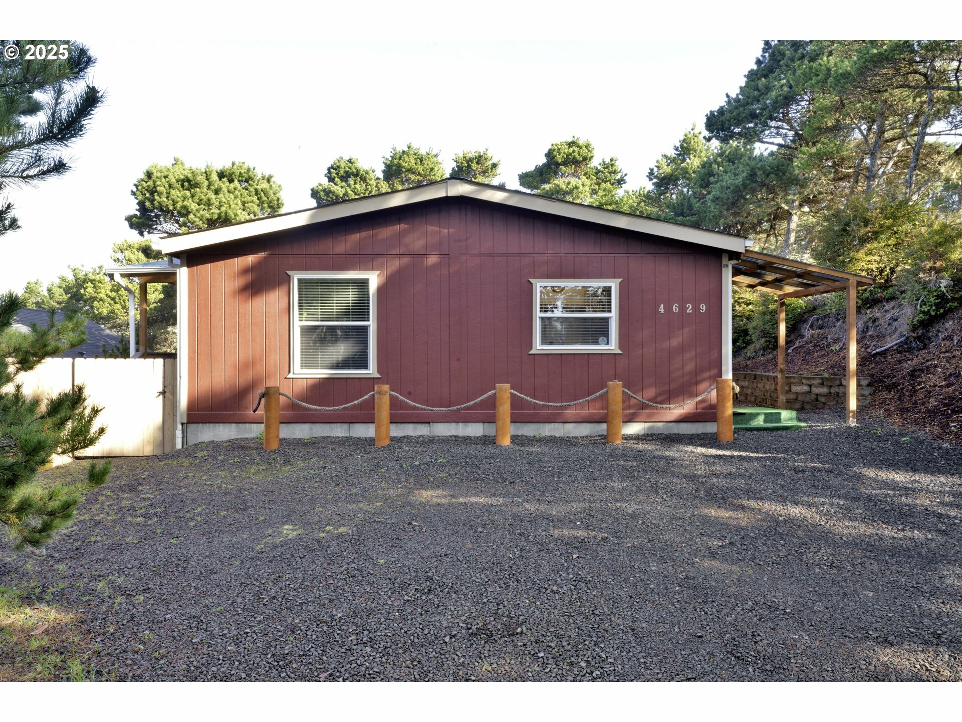 4629 Heceta St  Florence OR 97439 photo