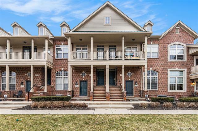 156 Sandy Lane  Walled Lake MI 48390 photo