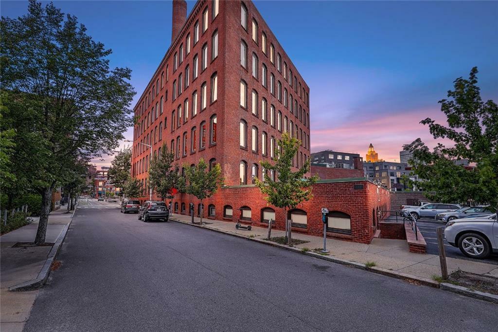 116 Chestnut Street H  Providence RI 02903 photo
