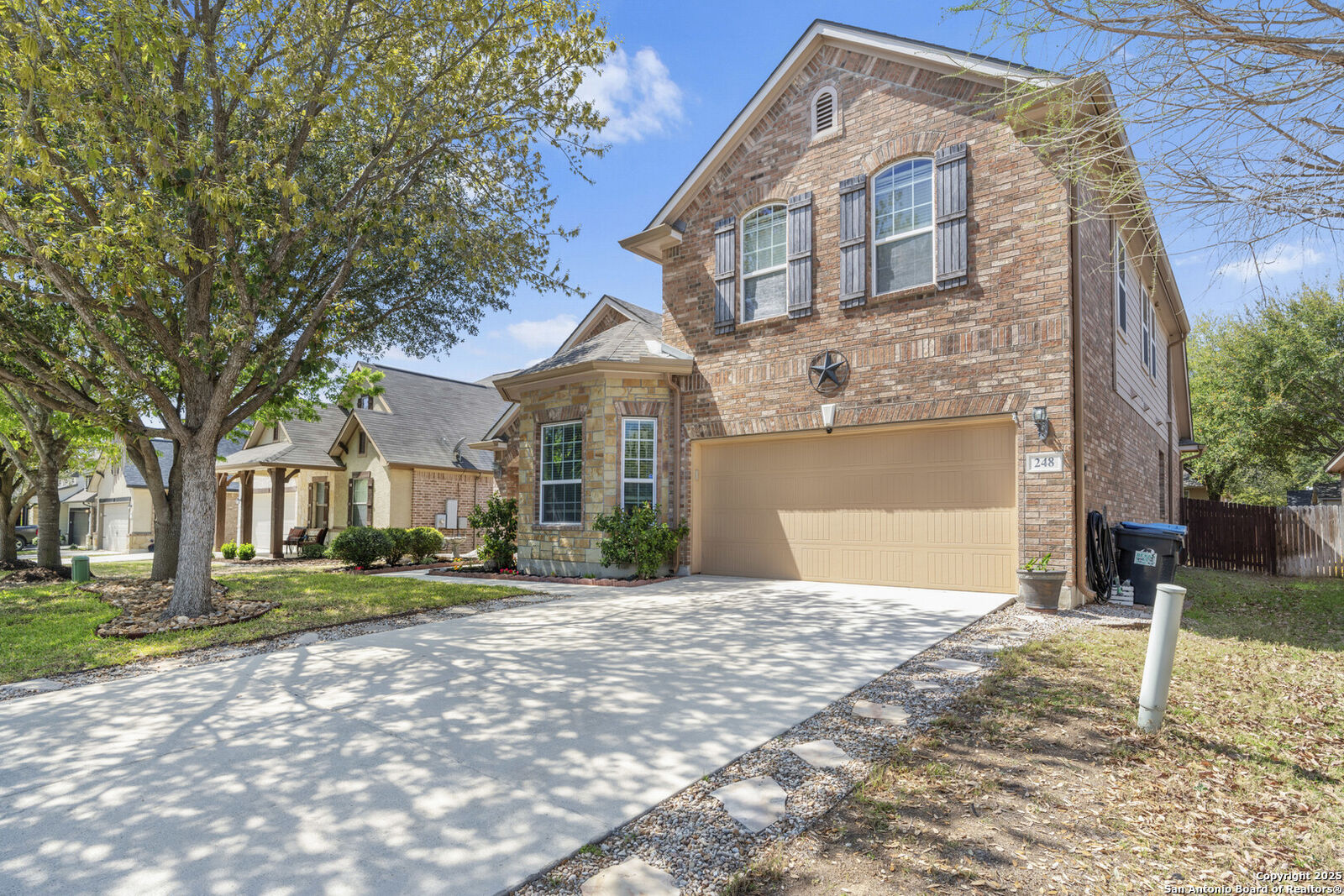 Property Photo:  248 Fritz Way  TX 78108 