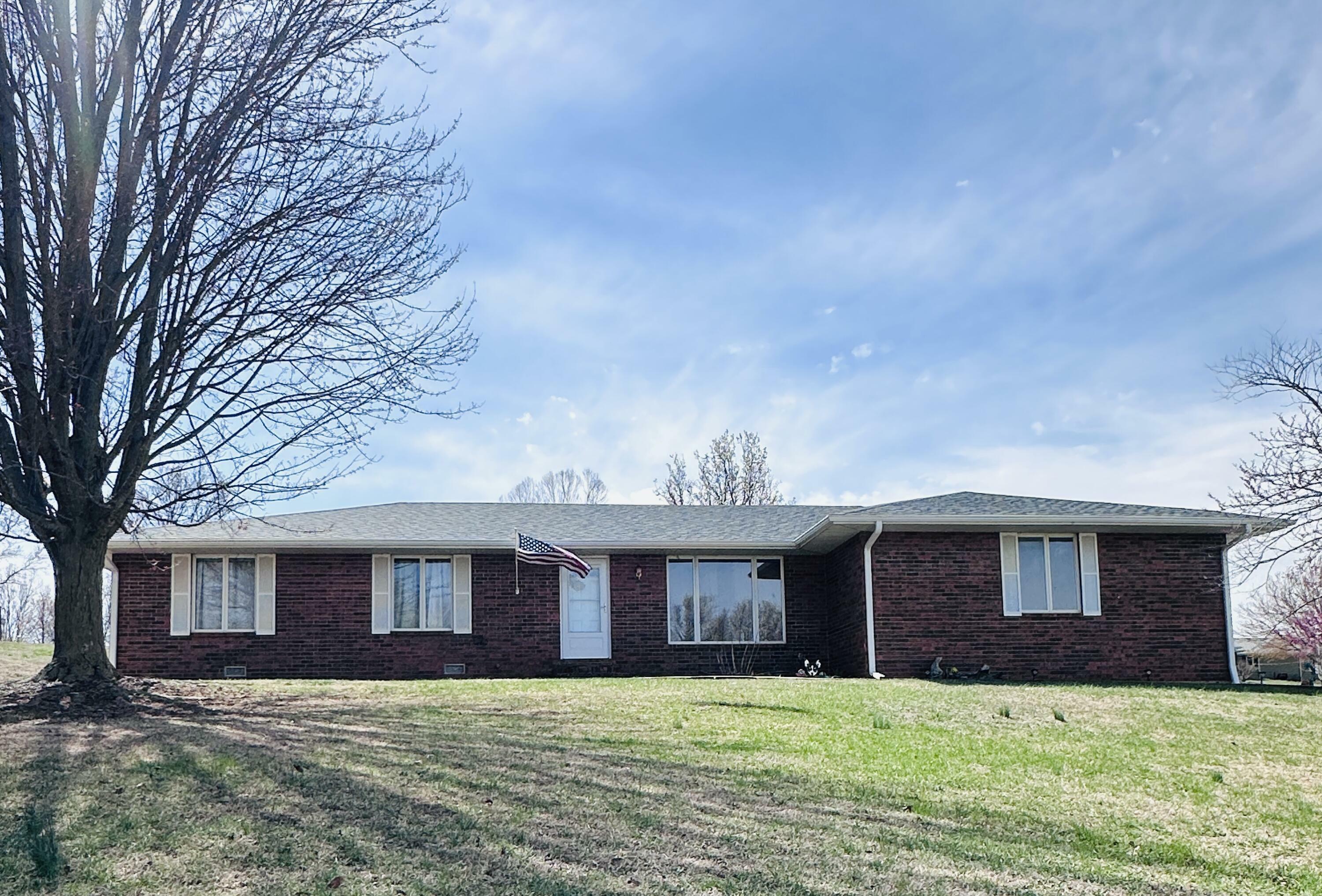 Property Photo: 1022 E Fremont MO 65785