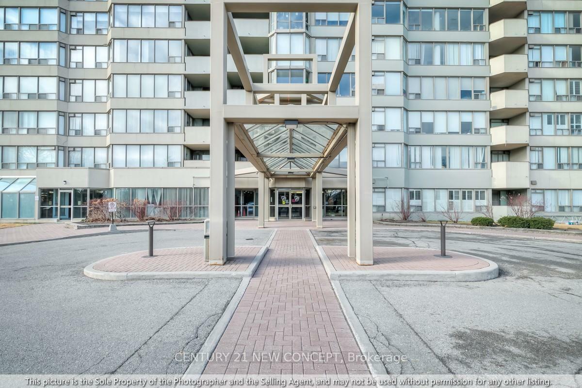 Photo de la propriété: 700 Constellation Drive 709 ON L5R 3G8