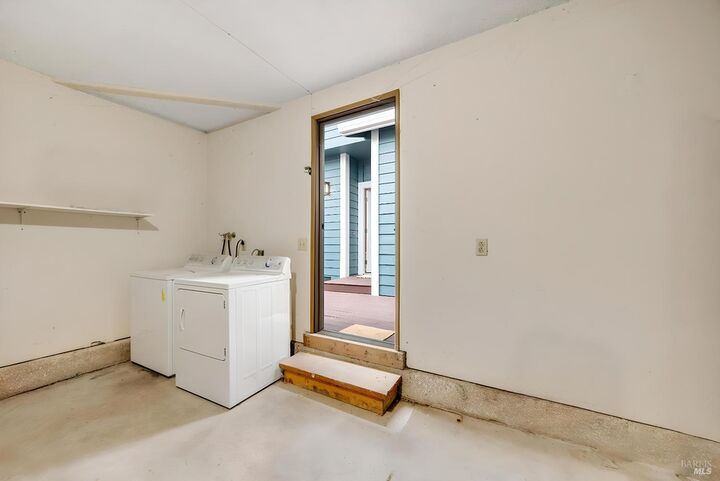 Property Photo: 1403 Marylyn Circle CA 94954