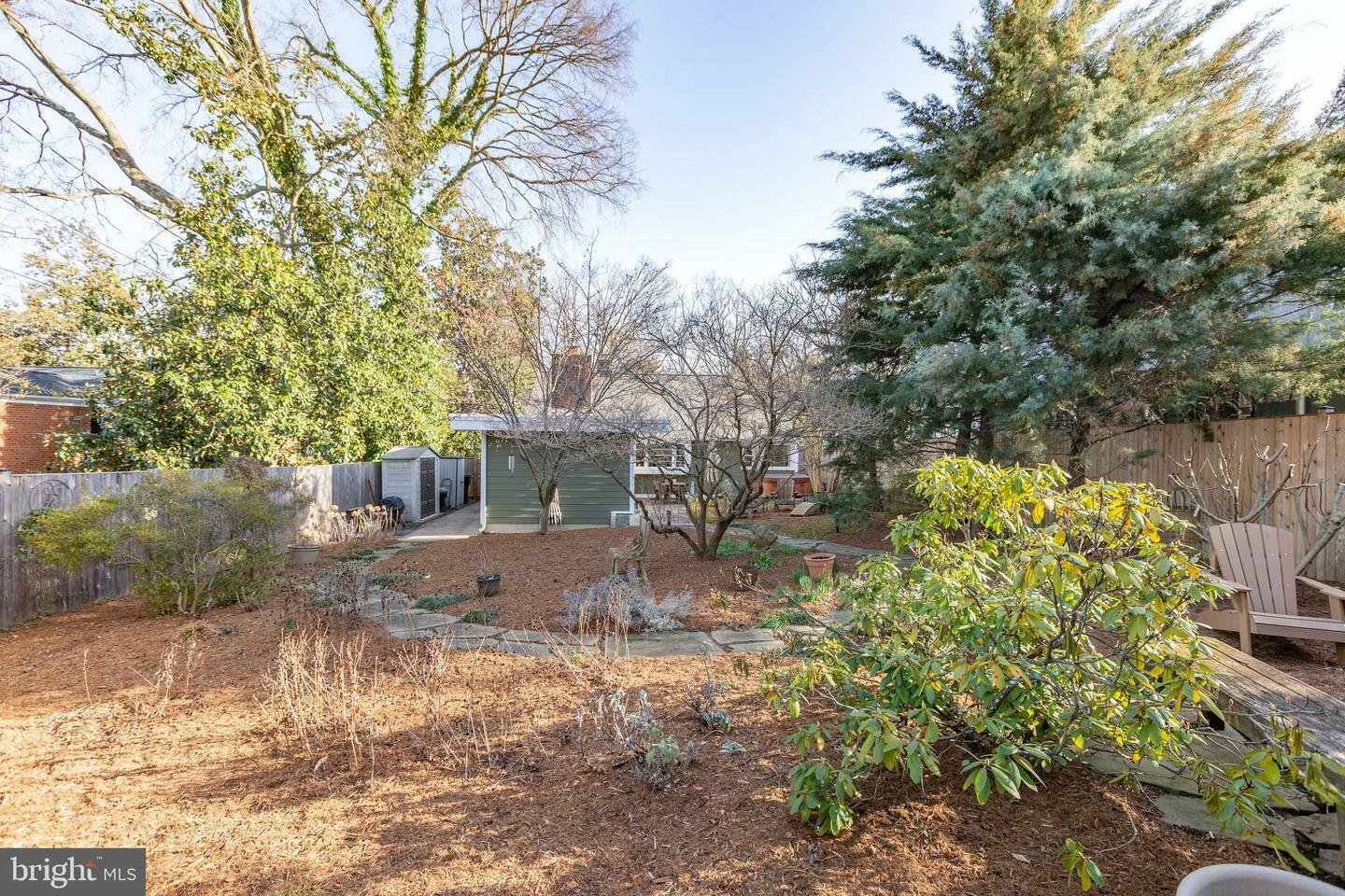Property Photo: 907 Cornell Street VA 22401