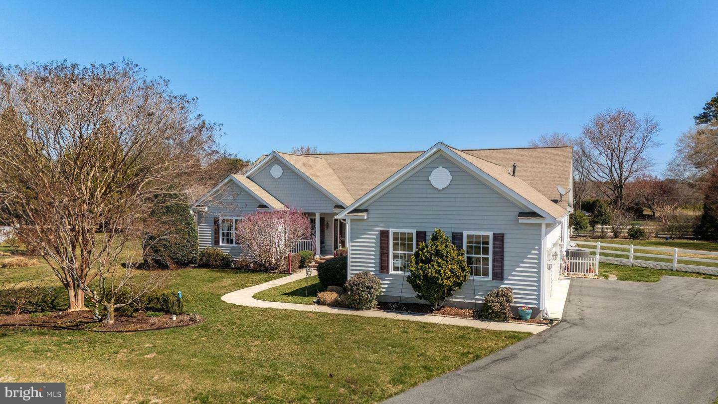 Property Photo: 16408 Winding River Drive DE 19968