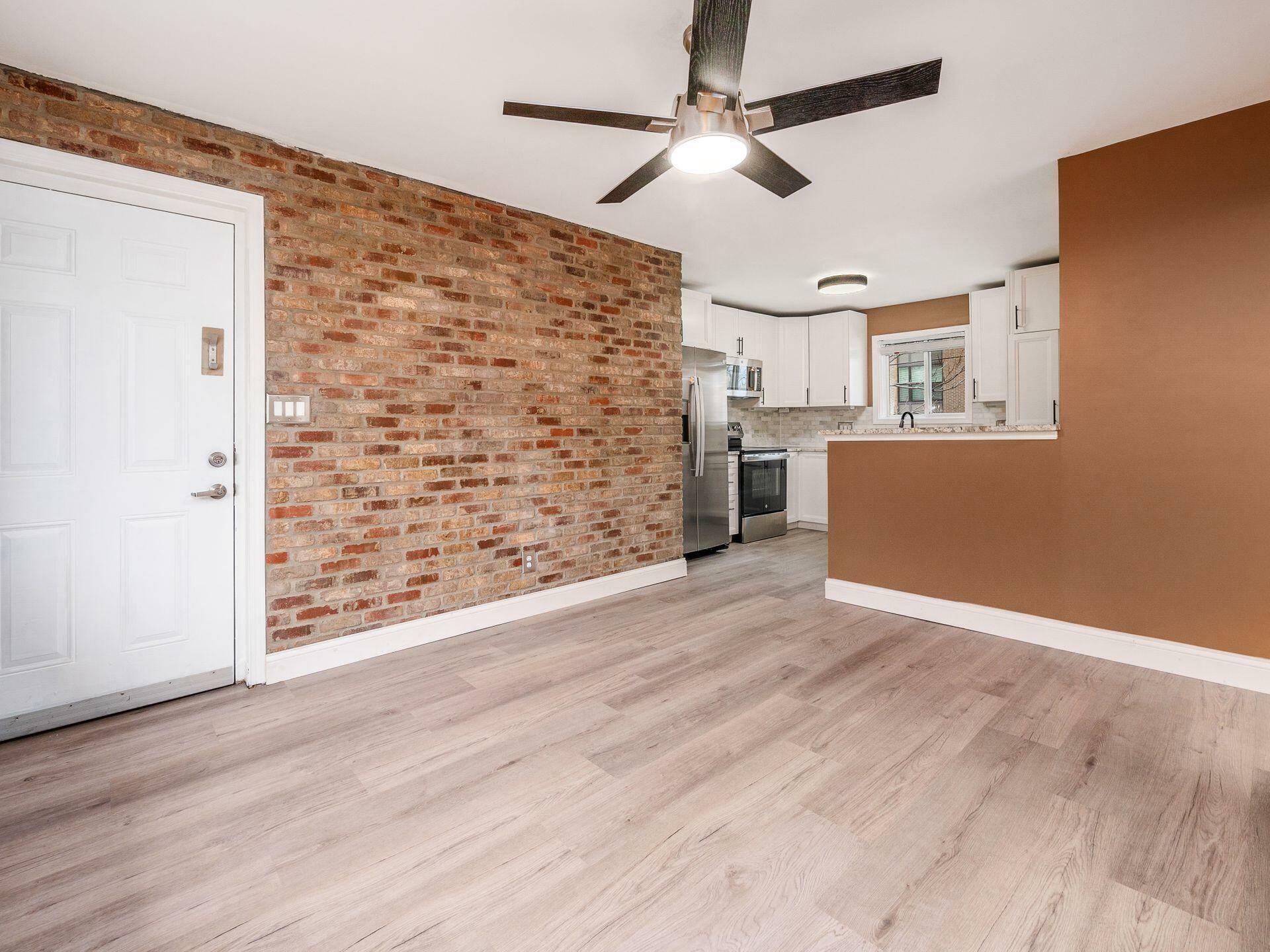 Property Photo: 199 W 5th Avenue OH 43201