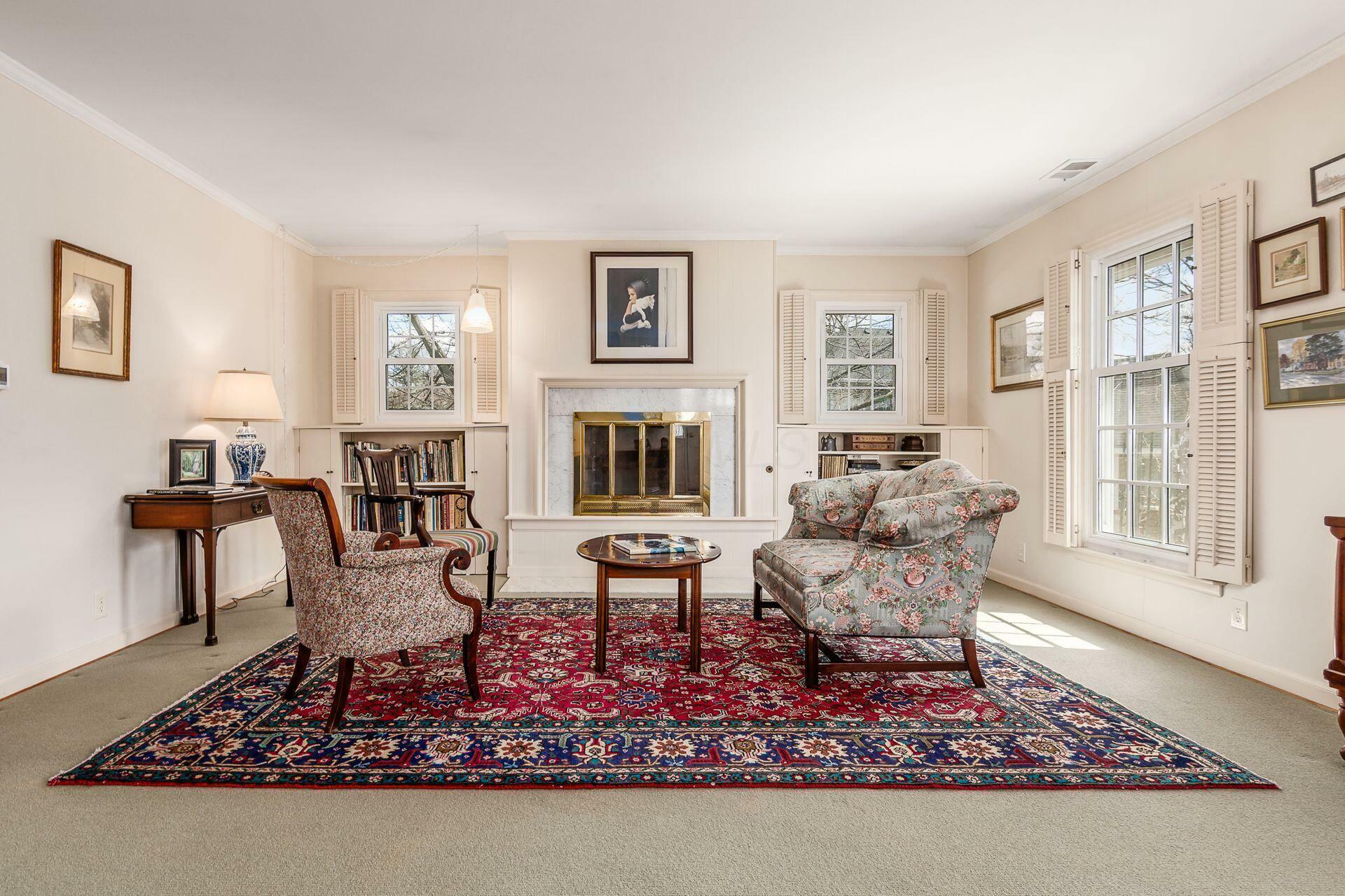 Property Photo: 1631 Roxbury Road OH 43212