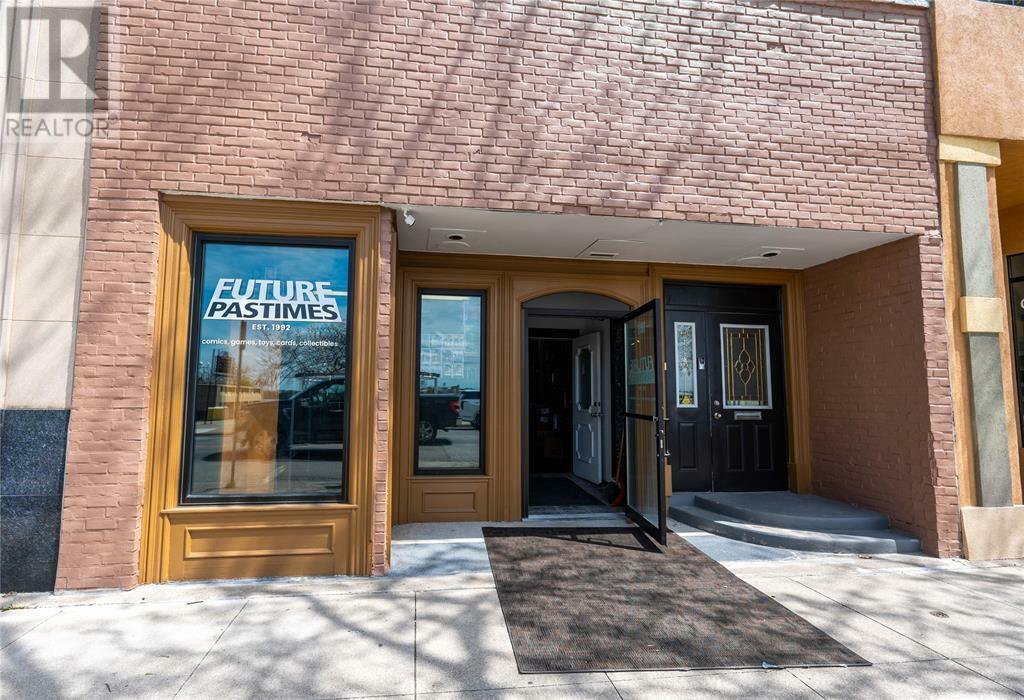 Photo de la propriété: 188 Front/187 Christina Street North ON N7T 5S3