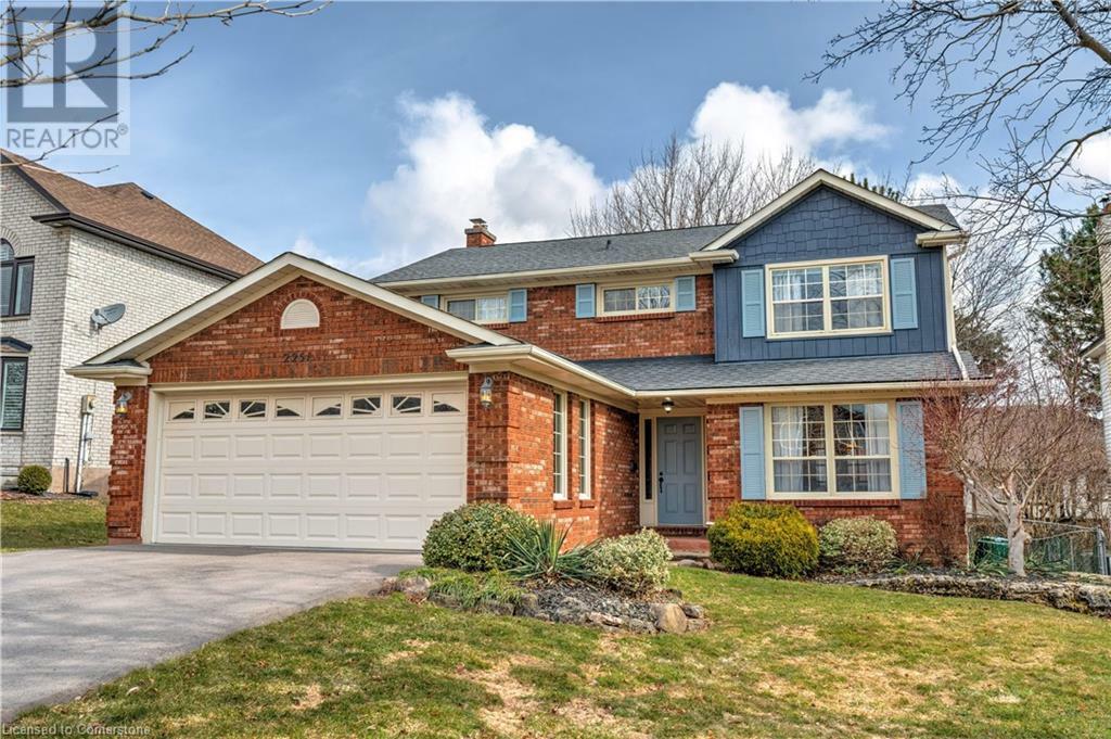 Property Photo:  2251 Mansfield Drive  ON L7P 3J3 