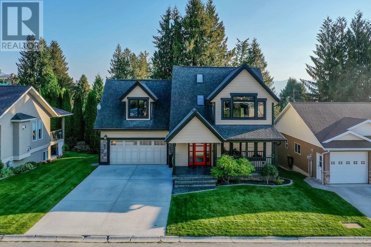 1915 Alder Street  Creston BC V0B 1G5 photo