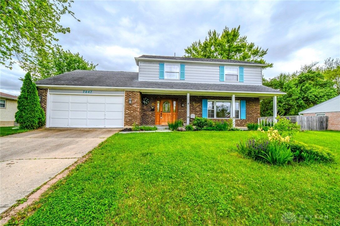 Property Photo:  7047 Park Vista Road  OH 45322 