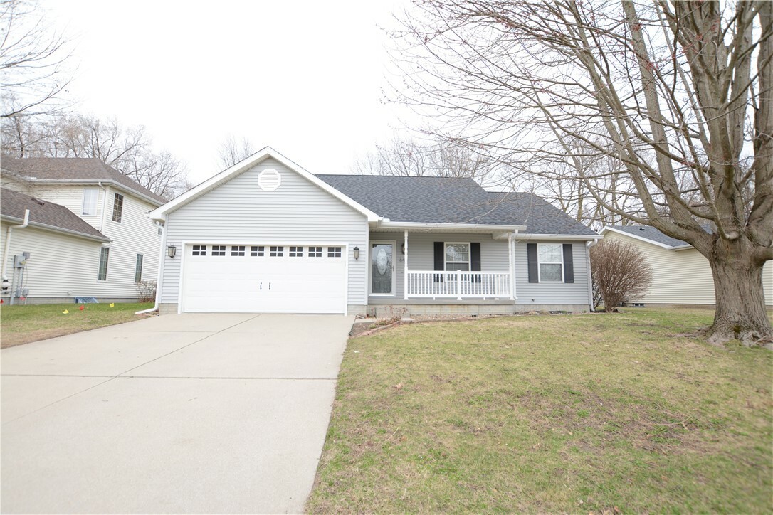 Property Photo: 640 Jacobs Way IL 62535