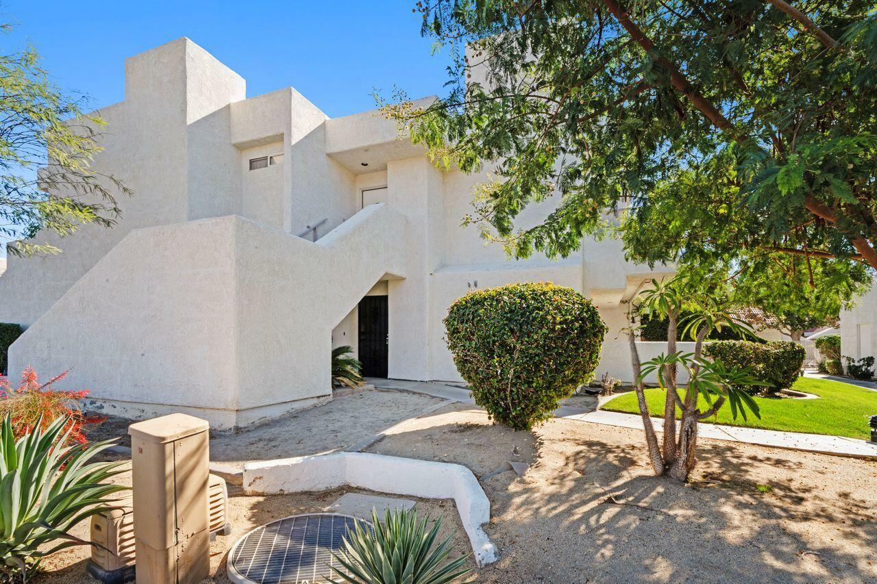 Property Photo:  32505 Candlewood Drive 82  CA 92234 