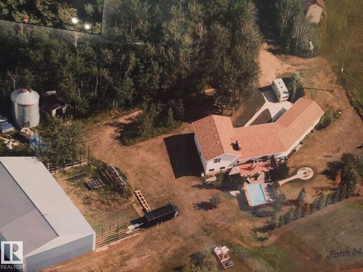 25103 Twp Road 552 — photo 1