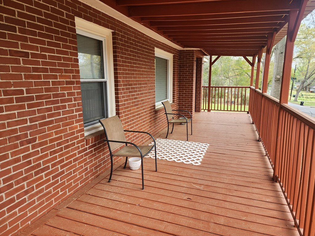 Property Photo: 1310 Dixon Drive GA 31906
