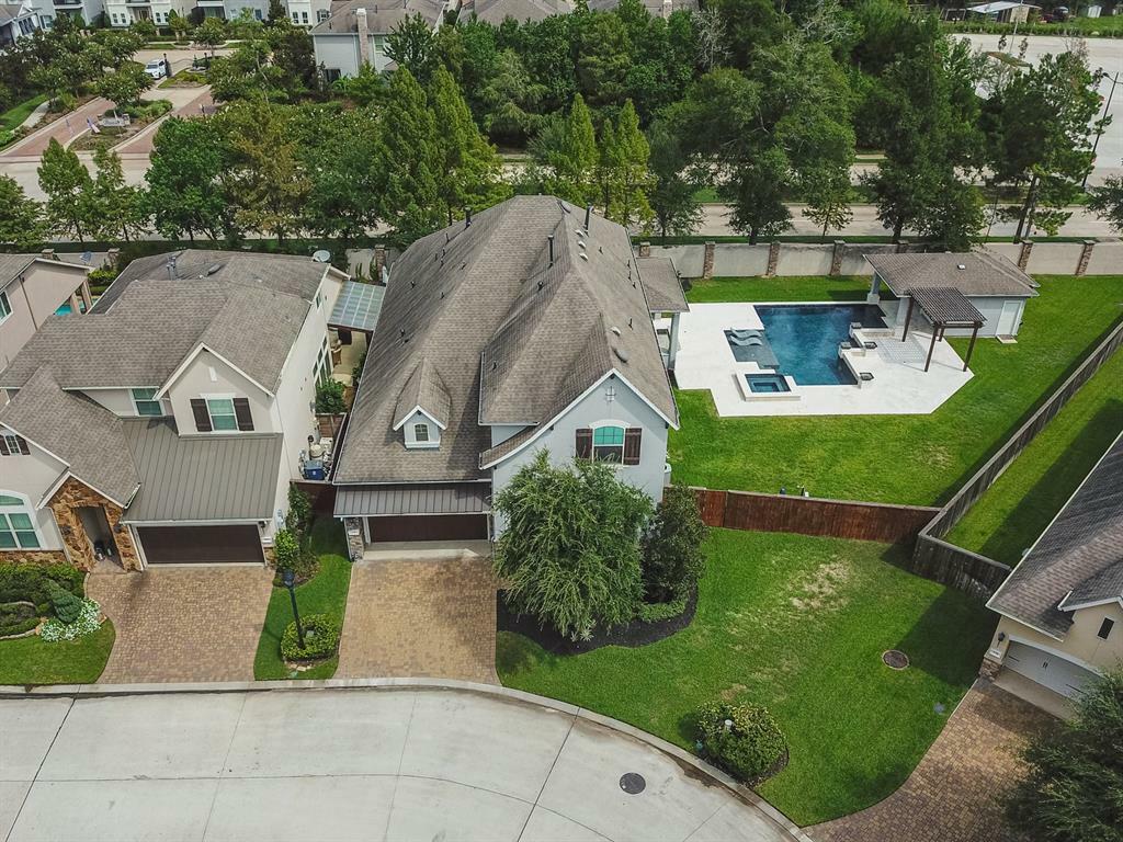 Property Photo: 278 Sonoma Court TX 77384