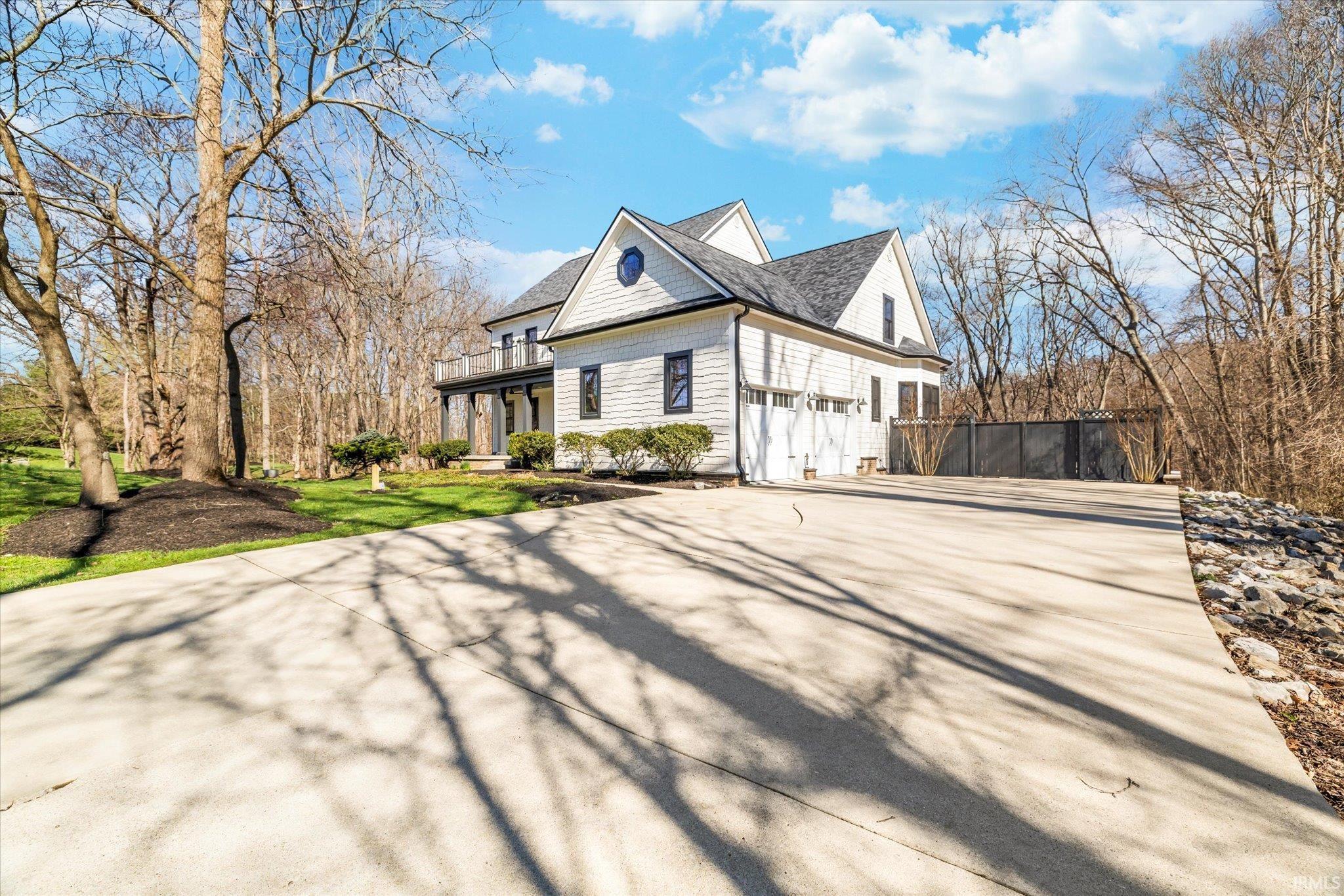 Property Photo: 7960 N Thames Drive IN 47408-9338
