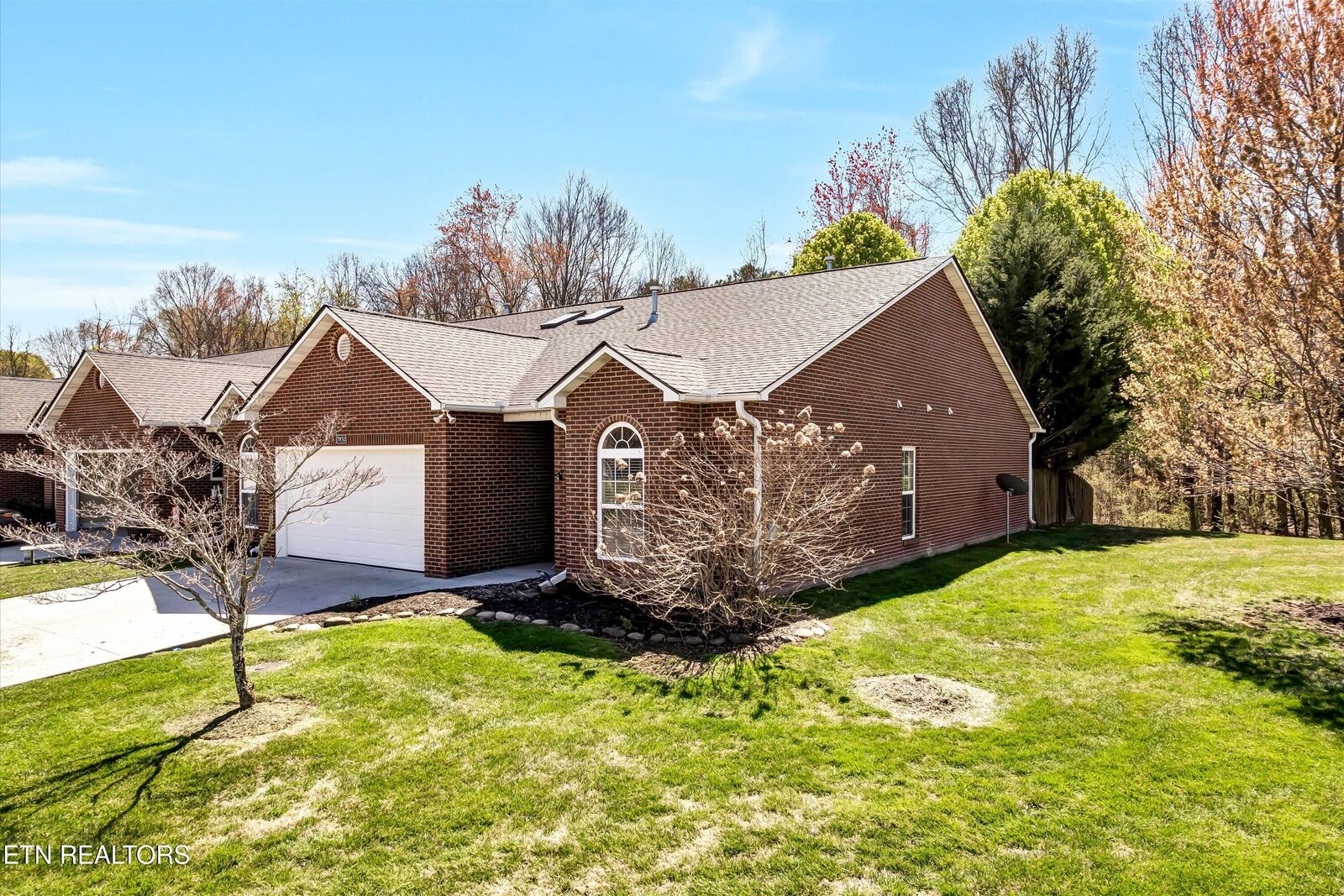 Property Photo: 7832 NW Ellisville Lane TN 37909