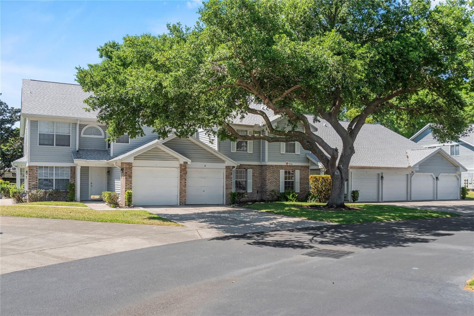 Property Photo: 5258 Tunbridge Wells Lane #4 FL 32812