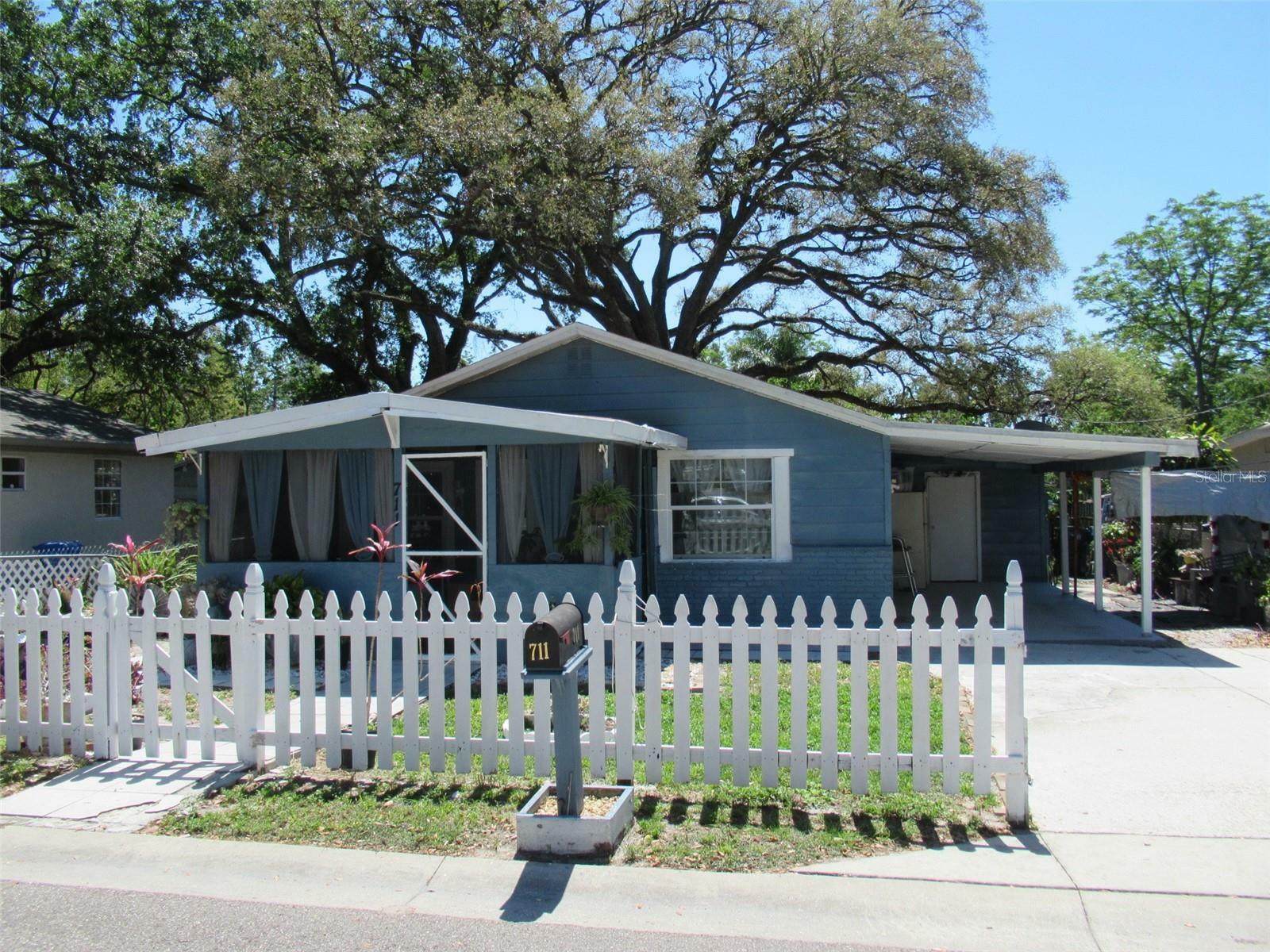 Property Photo:  711 E 129th Avenue  FL 33612 