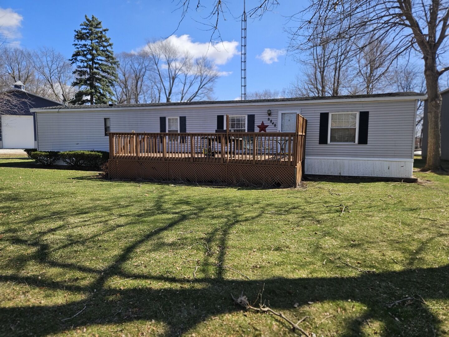 Property Photo:  8848 E South Shore Drive  IL 60954