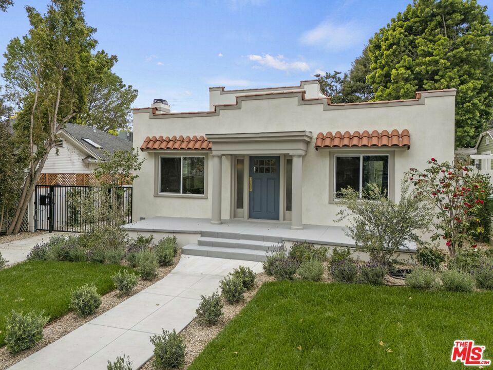 1337 N Orange Grove Avenue  West Hollywood CA 90046 photo