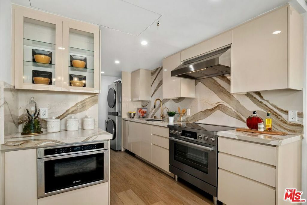 Property Photo: 10450 Wilshire Boulevard 5F CA 90024